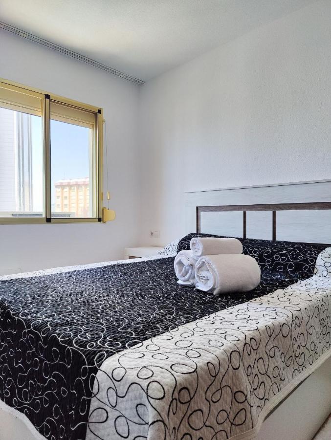 Gerona Sea View Apartments Benidorm Luaran gambar